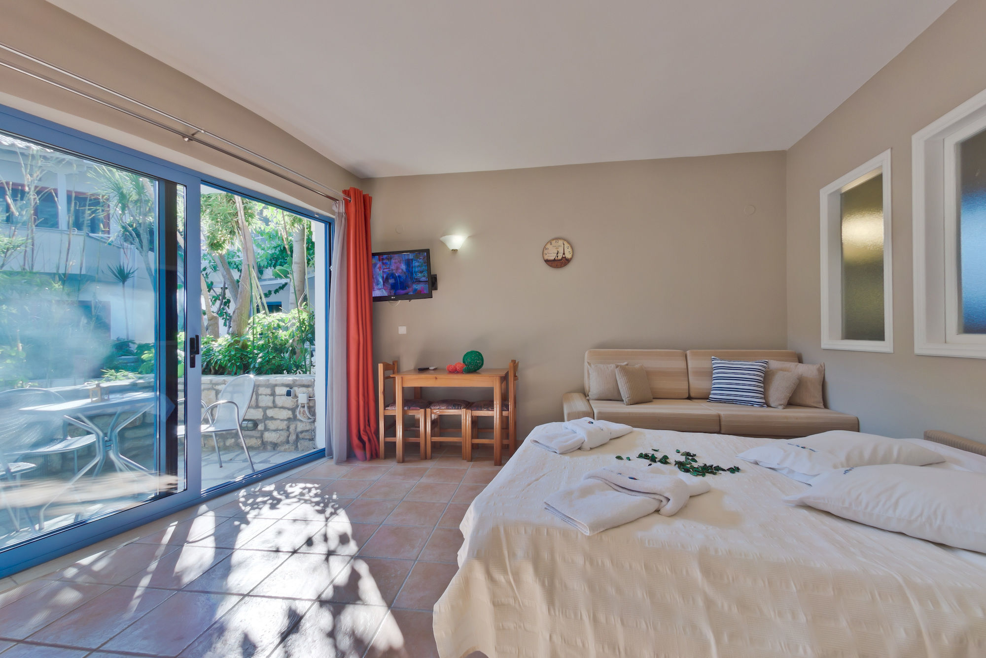 Rouda Bay Beach Hotel Mikros Gialos Zewnętrze zdjęcie